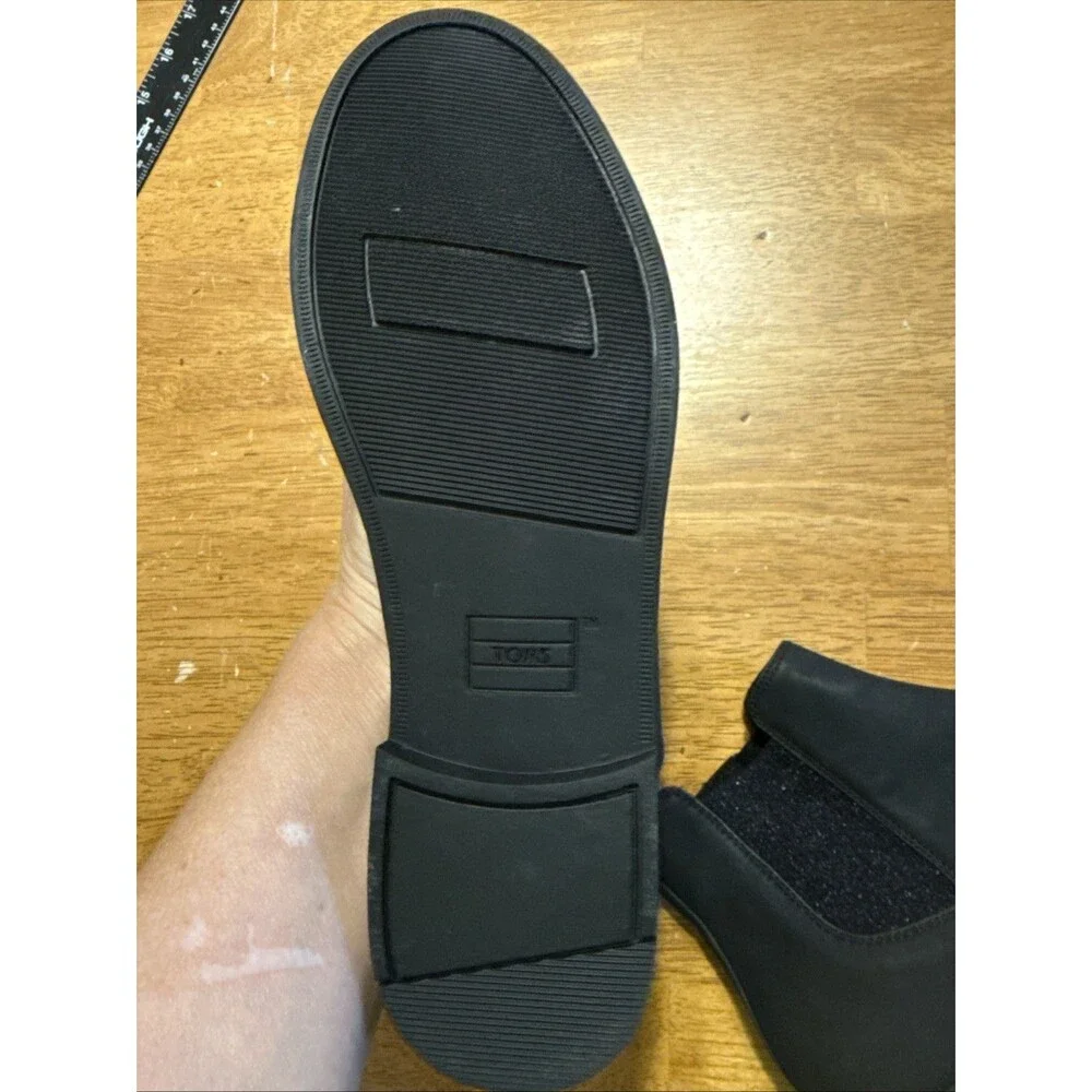 TOMS Boots Youth Charlie Casual  Ankle Bootie Black Shoes NEW Size 5